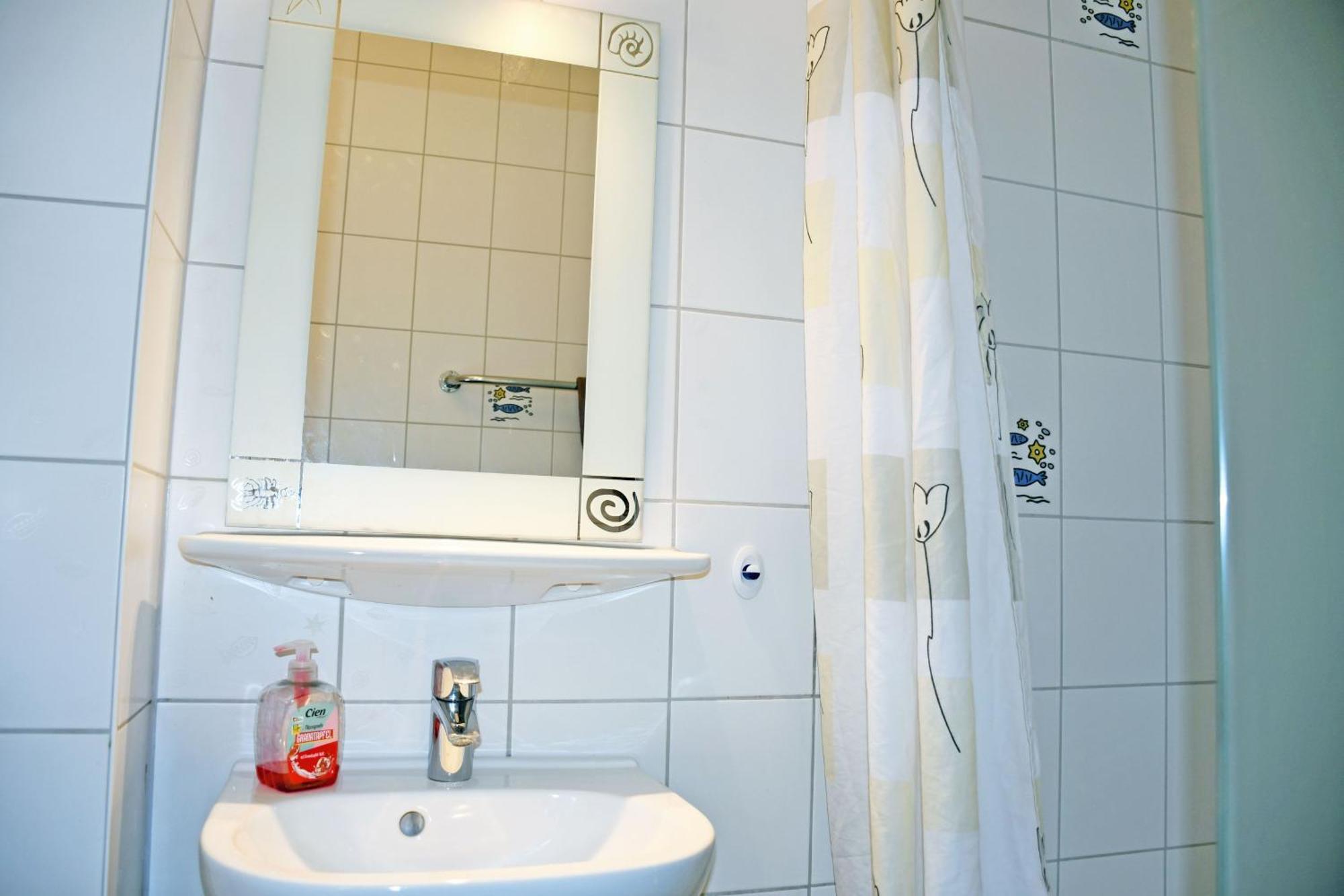 Apartment Appartementhaus Auf Moenchgut Thiessow