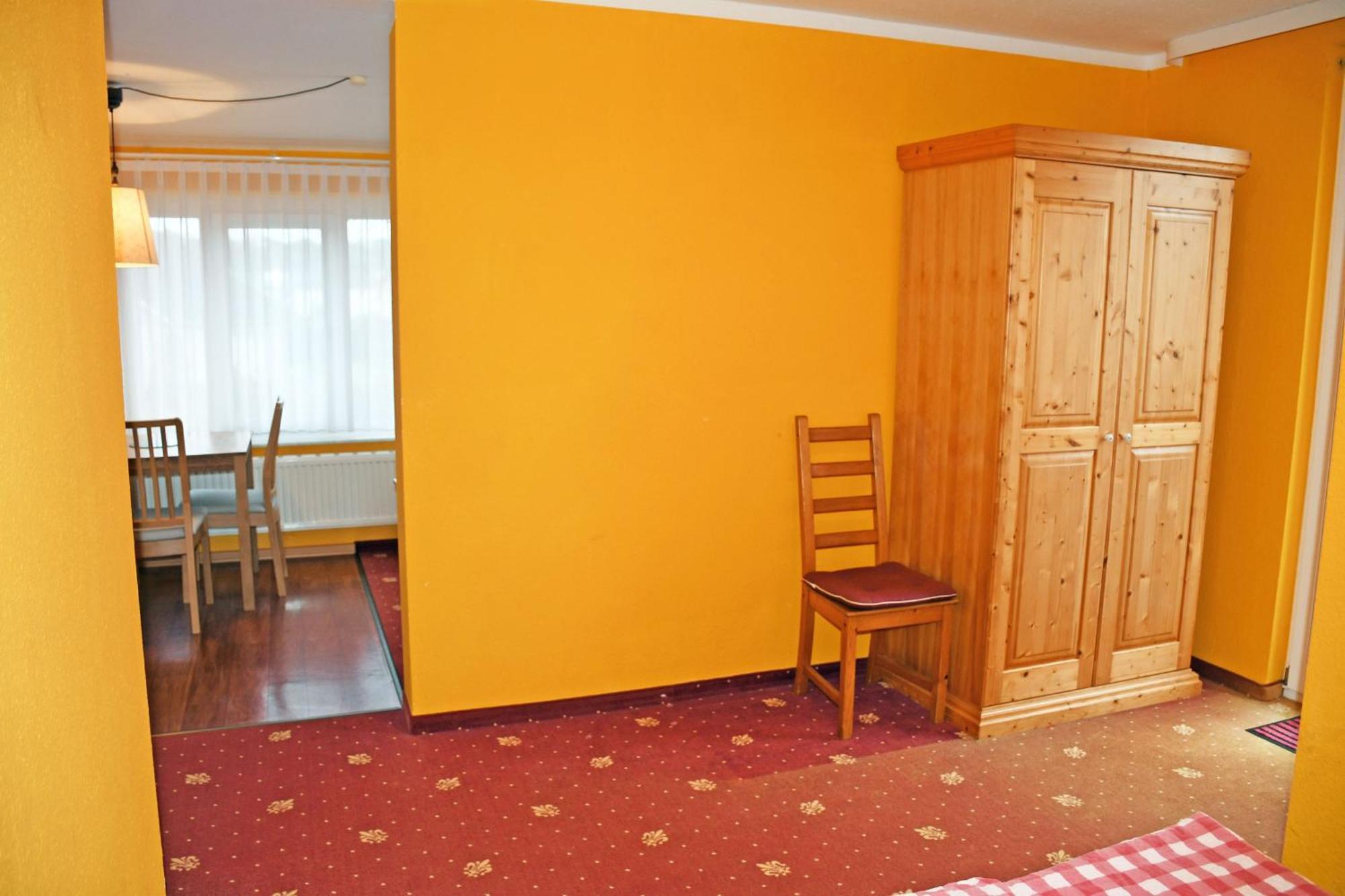 Appartementhaus Auf Moenchgut Apartment Thiessow