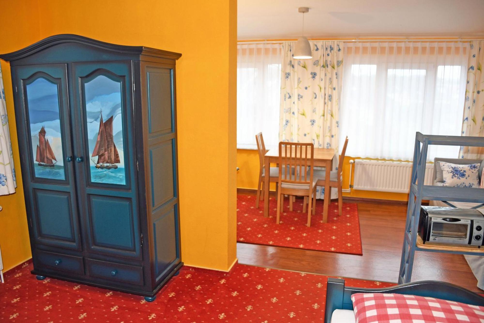 Appartementhaus Auf Moenchgut Thiessow